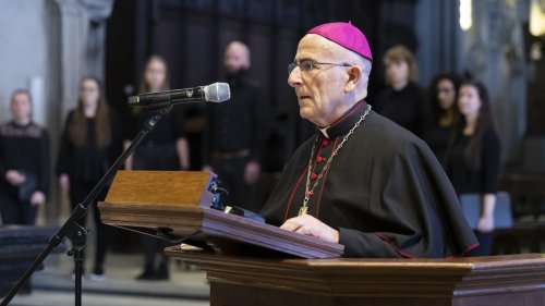 Sexueller Missbrauch: Churer Bischof Bonnemain vertröstet Opfer