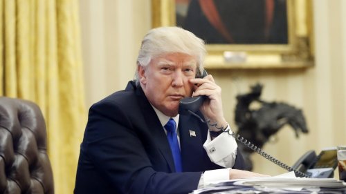 Supreme Court setzt Abschiebung weiter aus – Trump reagiert verärgert
