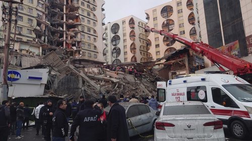 Heftige Erdbeben in der Türkei und Syrien – mindestens 2400 Tote