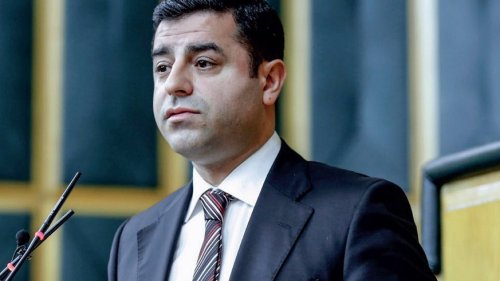 «Ich entschuldige mich» – Inhaftierter prokurdischer Politiker in Türkei zieht sich zurück