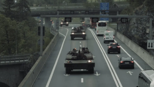 Deshalb rollten französische Panzer über die Schweizer Autobahnen