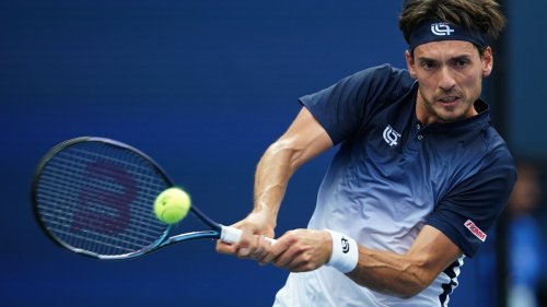 Fussball, Tennis und Eishockey: Die wichtigsten Sportnews des Tages im Liveticker.