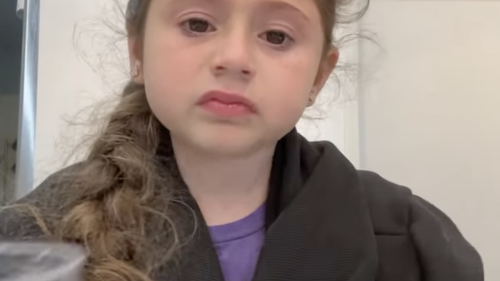 Seltene Krankheit: Warum die Essens-Videos einer 8-Jährigen gerade viral gehen