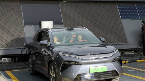 Strom für 400 Kilometer in fünf Minuten – neues System soll E-Auto-Laden revolutionieren