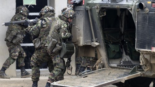 Die Armee könne die Schweiz nicht verteidigen – langjähriger Berufsoffizier warnt