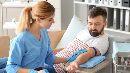 Trend zu weniger Blutspenden hält weiter an – regionale Notstände