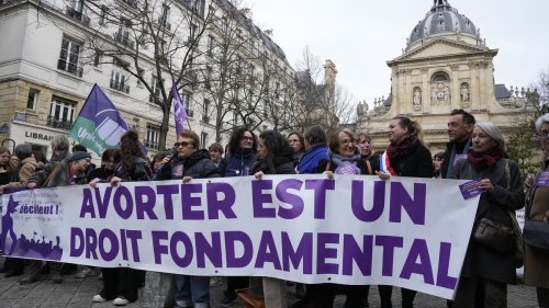 Vorbild für die Welt? Frankreich verankert Recht auf Abtreibung in Verfassung