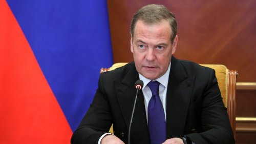 Medwedew vergleicht Merz mit Goebbels +++ Grösste Drohnenattacke in Russland