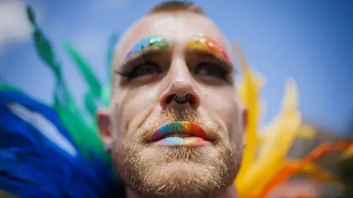 Pride in Bulle zieht mehr als 10'000 Menschen an