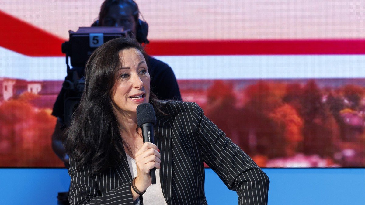 Die Schweizer Regierung sucht einen Bundesratssprecher – eine Frau gilt als Favoritin