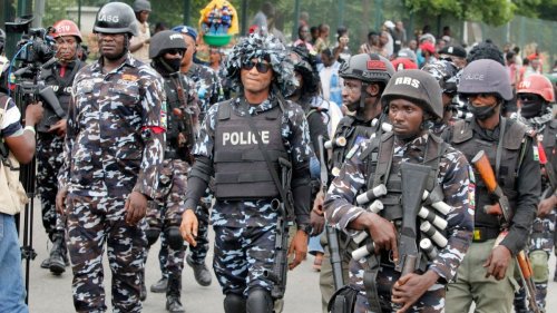 Bewaffnete Angreifer töten mehr als 50 Menschen in Nigeria