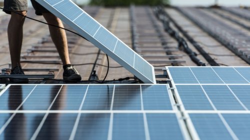 Nationalratskommission fordert Solarpflicht für alle Neubauten