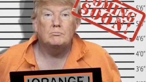 Donald Trump wird der Prozess gemacht und das Netz lacht sich schlapp