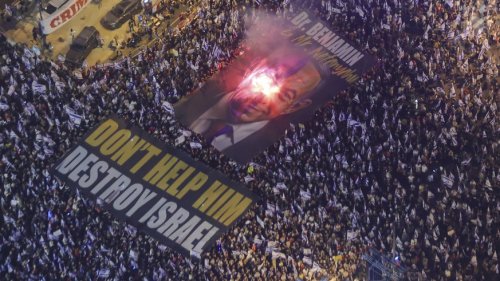 Zehntausende protestieren in Israel erneut gegen Regierung