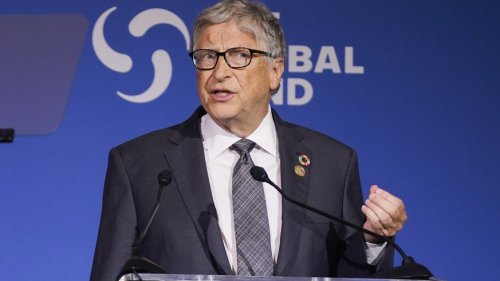 Milliardär Bill Gates von Reaktion auf Pandemie überrascht