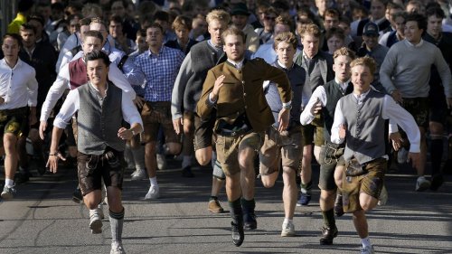 Über den Haufen gerannt – wilder Ansturm bei Oktoberfest-Eröffnung