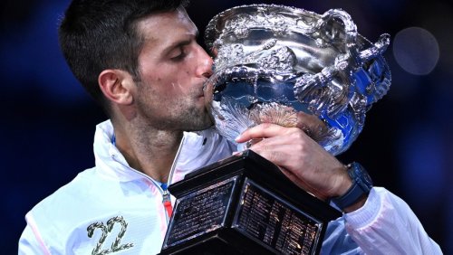 Djokovic schlägt im Final Tsitsipas und hat jetzt wie Nadal 22 Grand-Slam-Siege
