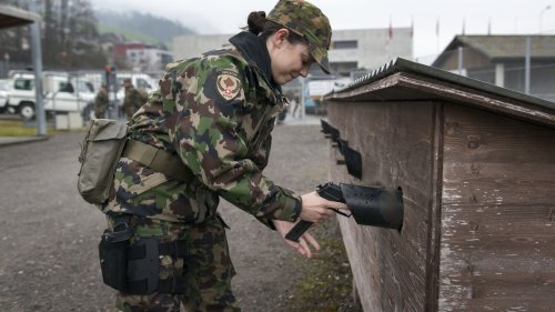 Sicherheitsrisiko Unterwäsche: Armee zahlt Frauen neu BH-Beitrag