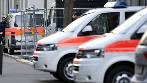 Ehemann mit Brandbeschleuniger übergossen und angezündet: Frau in Dielsdorf vor Gericht
