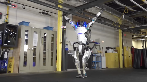 Boston Dynamics verabschiedet sich vom «Atlas» – mit dieser herrlichen (Fail-)Compilation