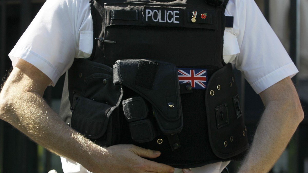 27 Jahre Flucht – lange Haft für britischen Pädokriminellen