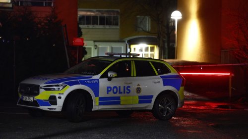 Paar verkleidet sich als Polizisten und entführt und vergewaltigt den Ex-Partner