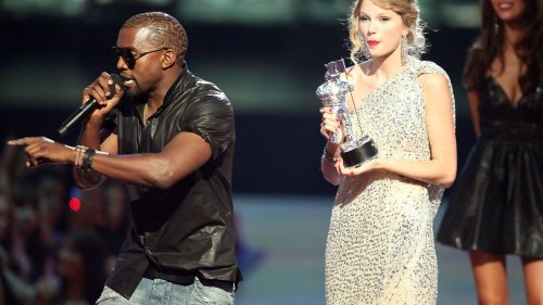 Kanye West gibt Taylor Swift Schuld für verwehrten Super-Bowl-Auftritt

