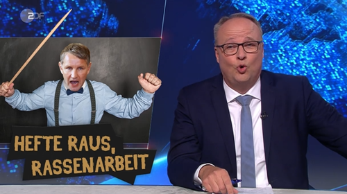 Nach ZDF-Eklat: Oliver Welke macht in "heute show" bösen Höcke-Witz - Raunen im Publikum