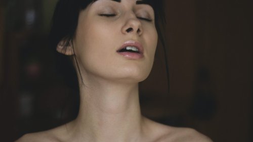 Dating und Beziehung: Diese Anzeichen deuten auf einen Fake-Orgasmus hin