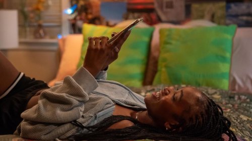 Neue Serie stürmt die Netflix-Charts – die Vorlage ist zu explizit für die USA