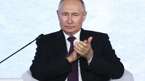 Russland: Privatvideo zeigt Putin ungepflegt in Jogginghose und Unterhemd