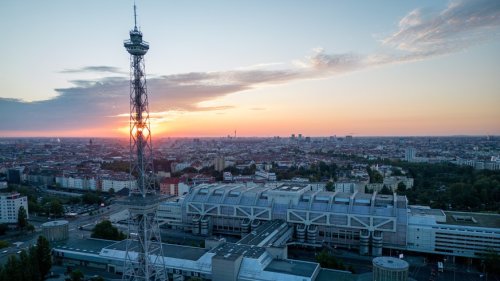 Messe Berlin wird zur größten Solaranlage der Stadt