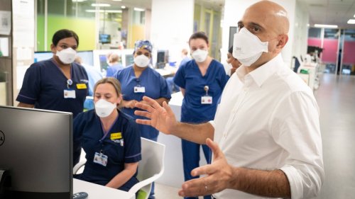 Corona-News: Britischer Gesundheitsminister verteidigt Maskenflicht-Ende an Schulen