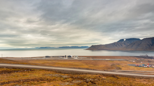 Urlaub auf Spitzbergen: Flughafen droht der Kollaps