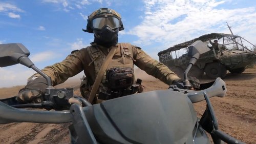 Ukraine schlägt russischen Angriff mit fast 100 Motorrädern zurück