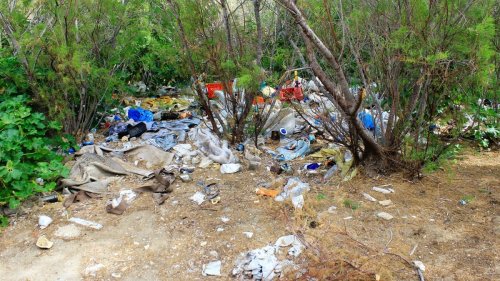 Italien-Urlaub: Erdrutsch verteilt Müll in der Toskana