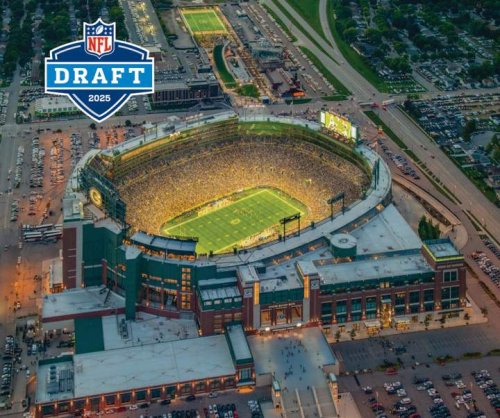 Airbnbs still available near Lambeau a little over a week out from the NFL draft