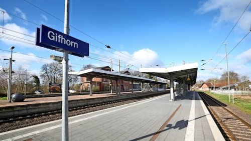 VfL Wolfsburg-Fans am Bahnhof Gifhorn ausgeraubt: Maskierte schlagen zu