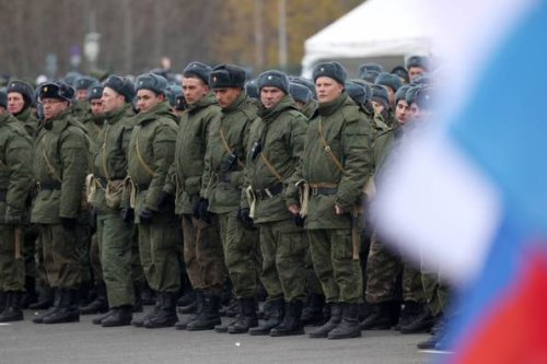 Russland: Warum die Ehefrauen von Wehrpflichtigen aufbegehren
