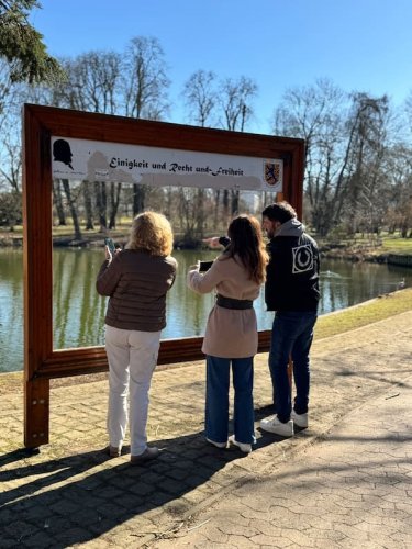 Mit spannenden Geschichten durch drei Wolfsburger Stadtteile