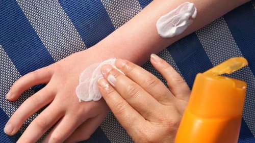 Sonnencreme 2023: Was muss ich beachten und welche eignet sich für mich?