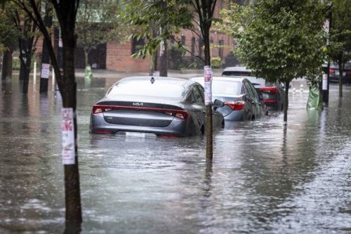 New York: Heftiger Regen führt zu Überschwemmungen und Straßensperrungen