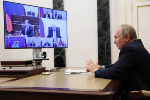 Putin-Imitator ruft Kriegsrecht in russischen Grenzregionen aus