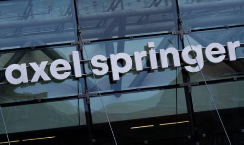 Axel Springer stellt „Bild“-Chefeporter frei - Mitarbeit an Russland-Buch