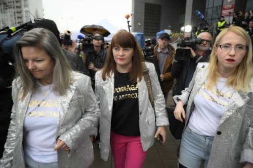 Polen: Aktivistin wegen wegen Beihilfe zur Abtreibung verurteilt