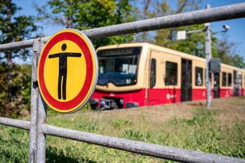 Zwei S-Bahn-Surfer in Berlin gestorben – zahlreiche Zugausfälle