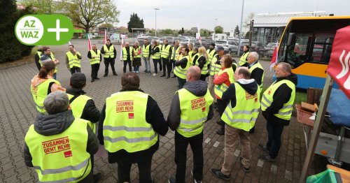 Warten auf den Bus: Nächster Streik bei der VLG steht bevor
