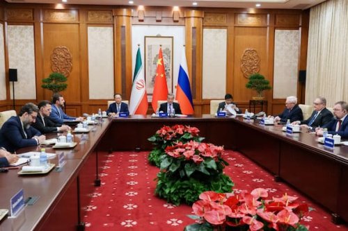 China, Russland und Iran fordern Ende der Iran-Sanktionen