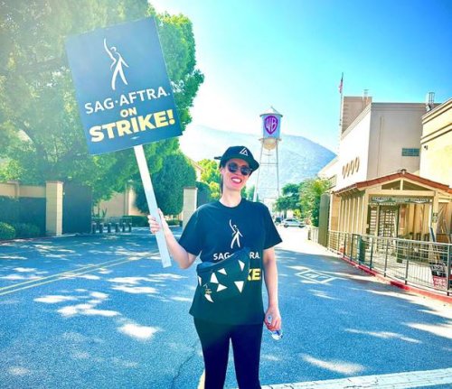 Hollywood-Streik beendet: Schauspielerin Adrienne McQueen aus dem Main-Kinzig-Kreis hat ihn hautnah erlebt