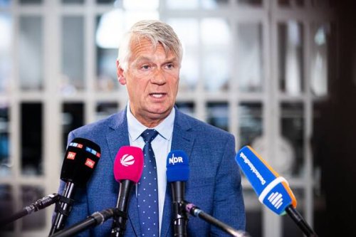 Tödliche Schüsse auf Lorenz A. in Oldenburg: Polizeipräsident informiert Innenausschuss